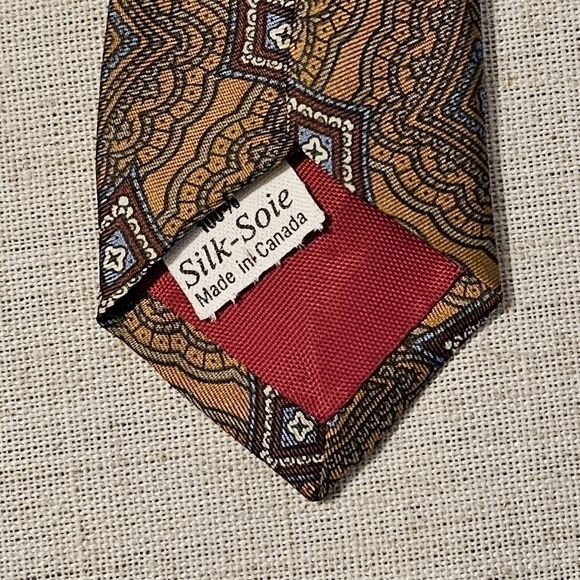 Oscar de la Renta Vintage Silk Diamond Pattern Mens Tie - Picture 4 of 6